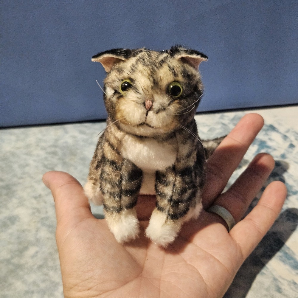 Folkmanis Tabby Cat Finger Puppet 4" Plush 21FM037 VN - Picture 6 of 7